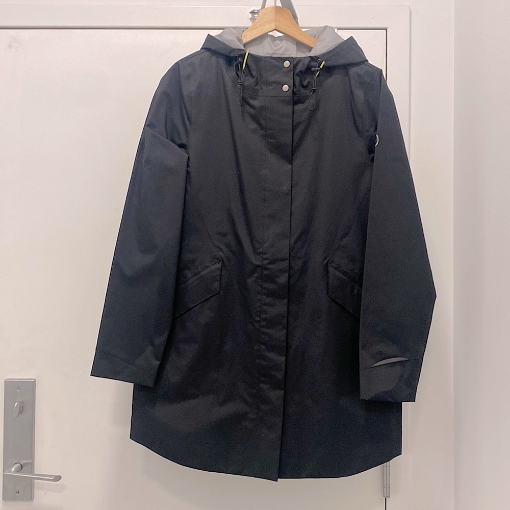 Plenty PDG rain jacket